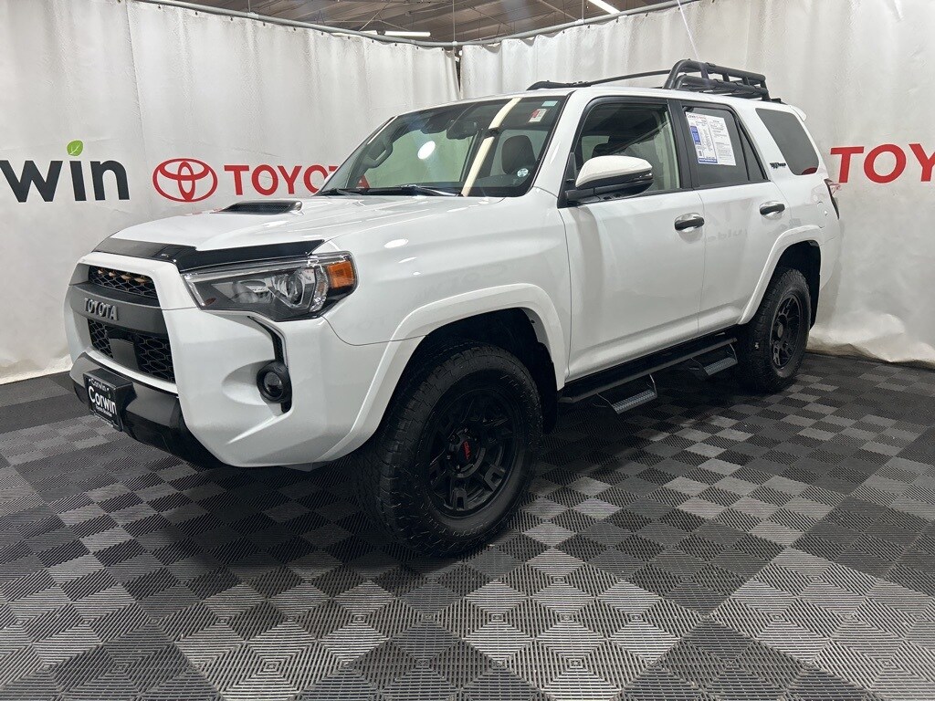 2024 Toyota 4Runner TRD Pro photo 2