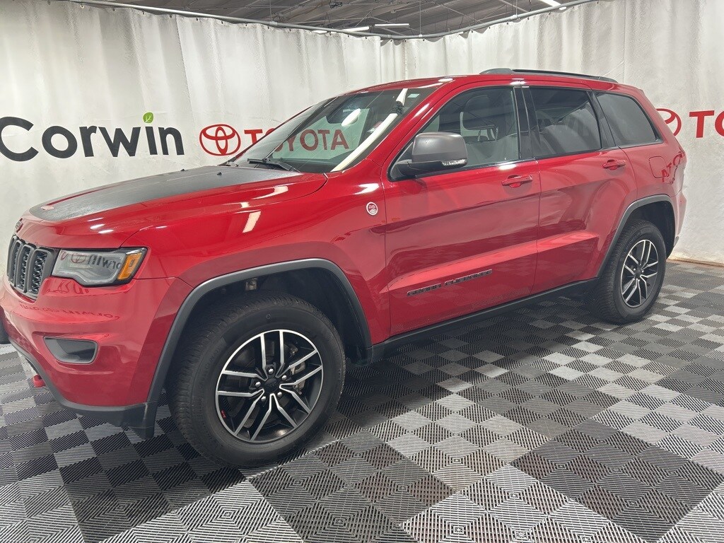 2019 Jeep Grand Cherokee Trailhawk photo 4