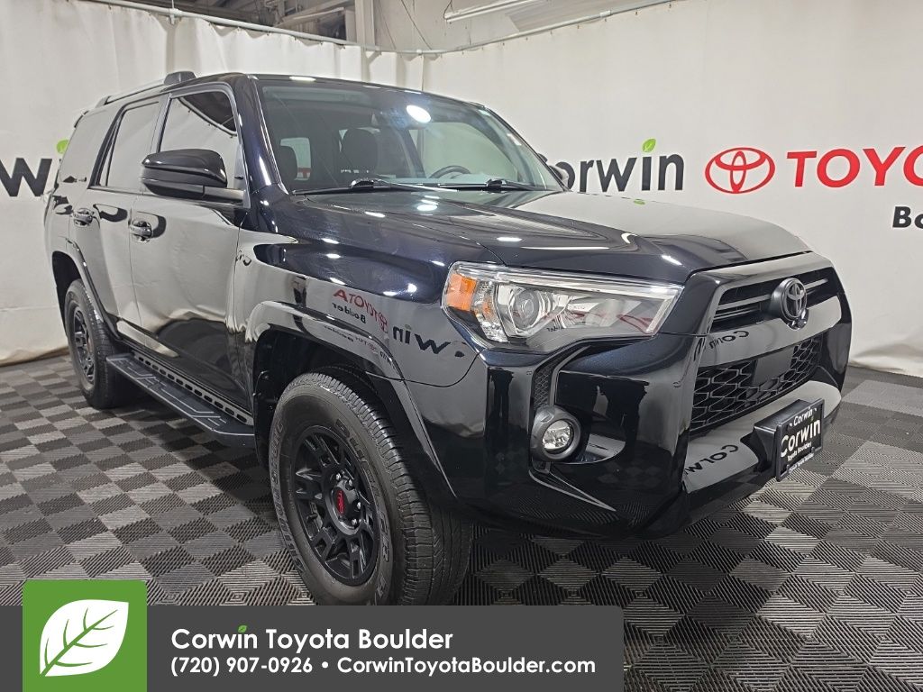 2024 Toyota 4Runner SR5 4WD V6's photo
