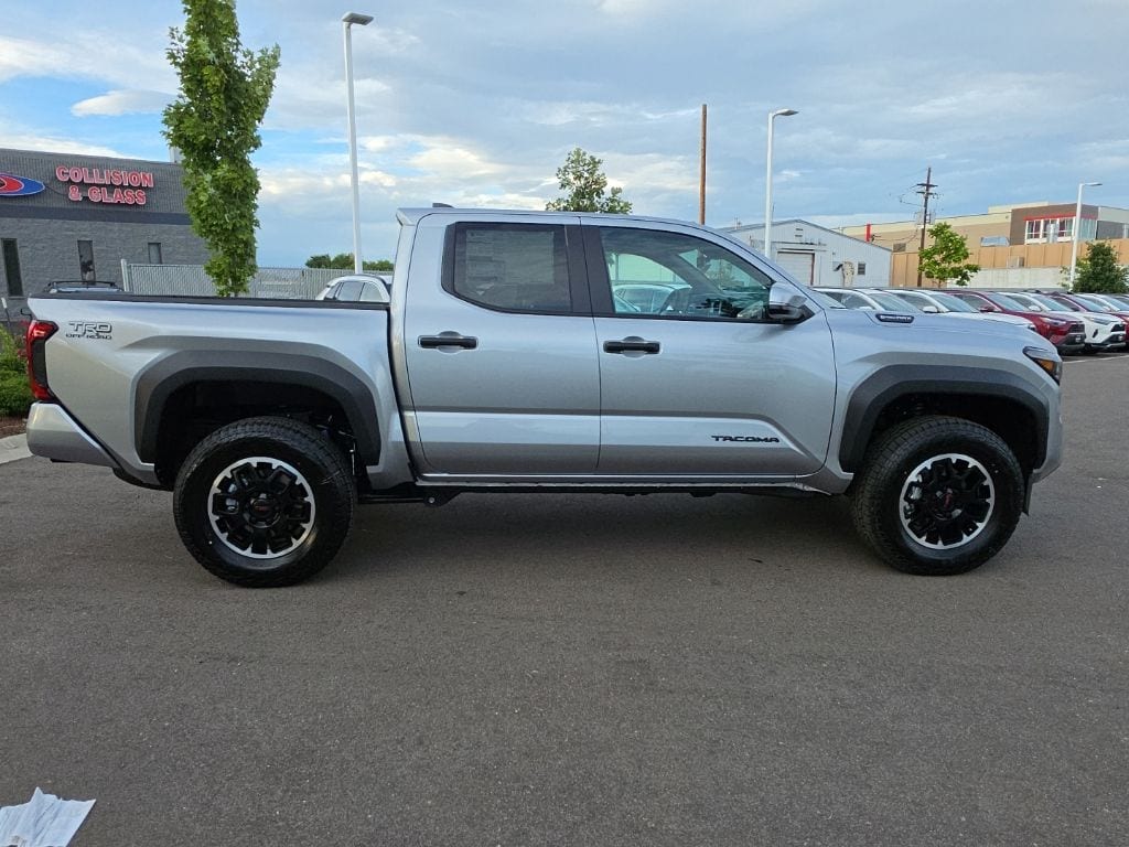 2026 Toyota Tacoma TRD Off Road - Photo 10