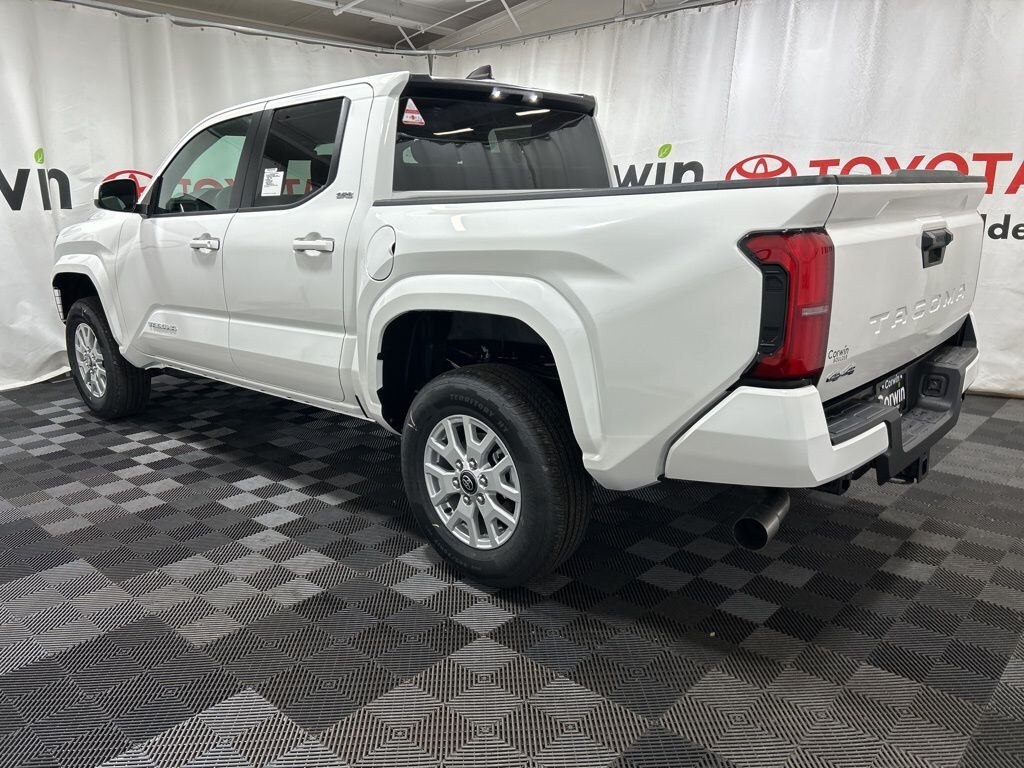 New 2025 Toyota Tacoma SR5 Truck Double Cab
