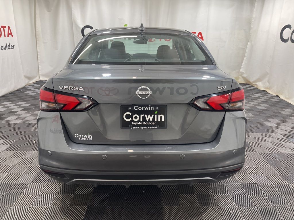 2024 Nissan Versa 1.6 SV photo 4