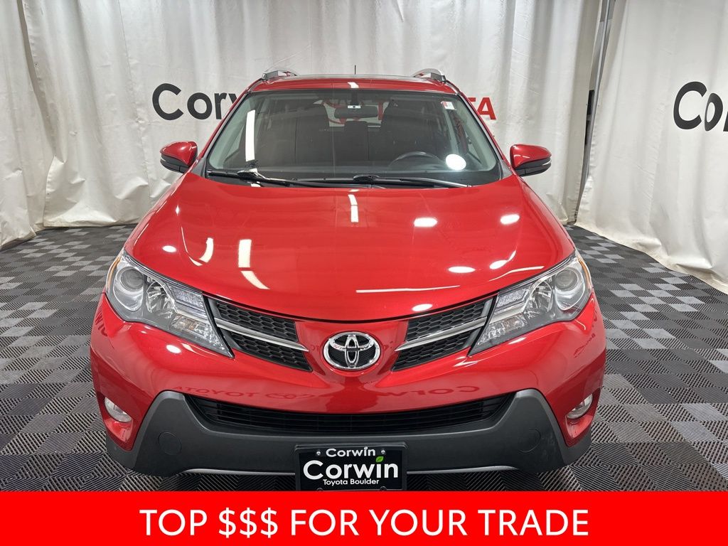 2013 Toyota RAV4 XLE photo 2