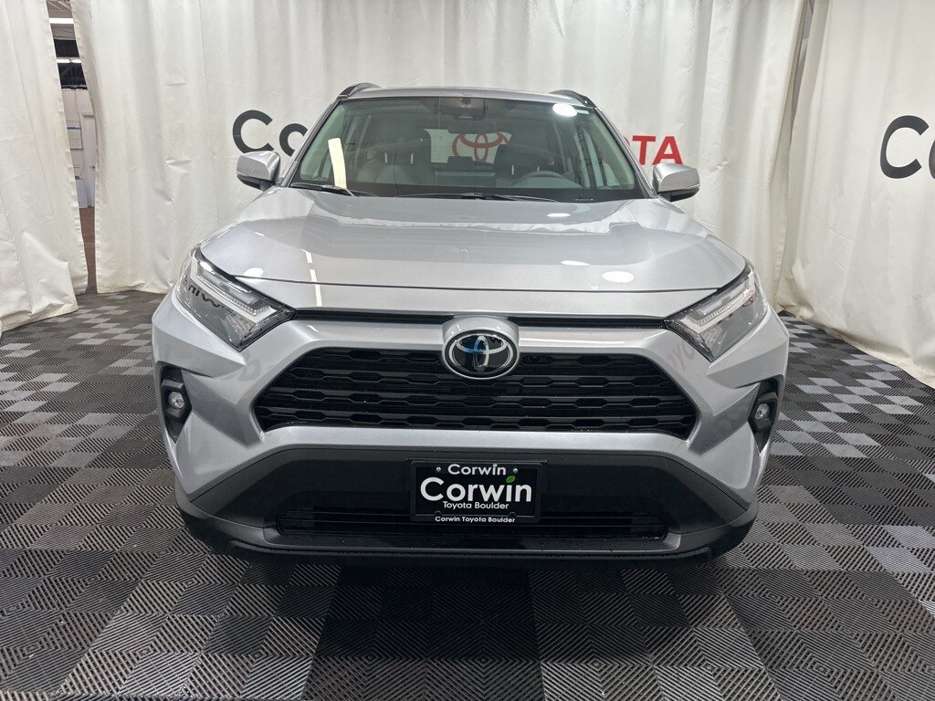 2025 Toyota RAV4 XLE Premium photo 2