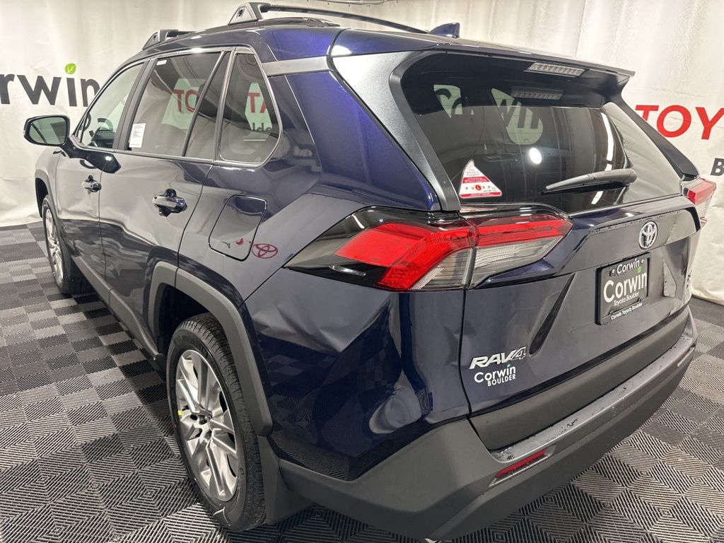2025 Toyota RAV4 XLE Premium photo 2