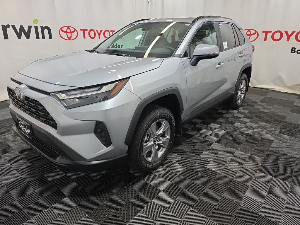 2025 Toyota RAV4 XLE photo 2
