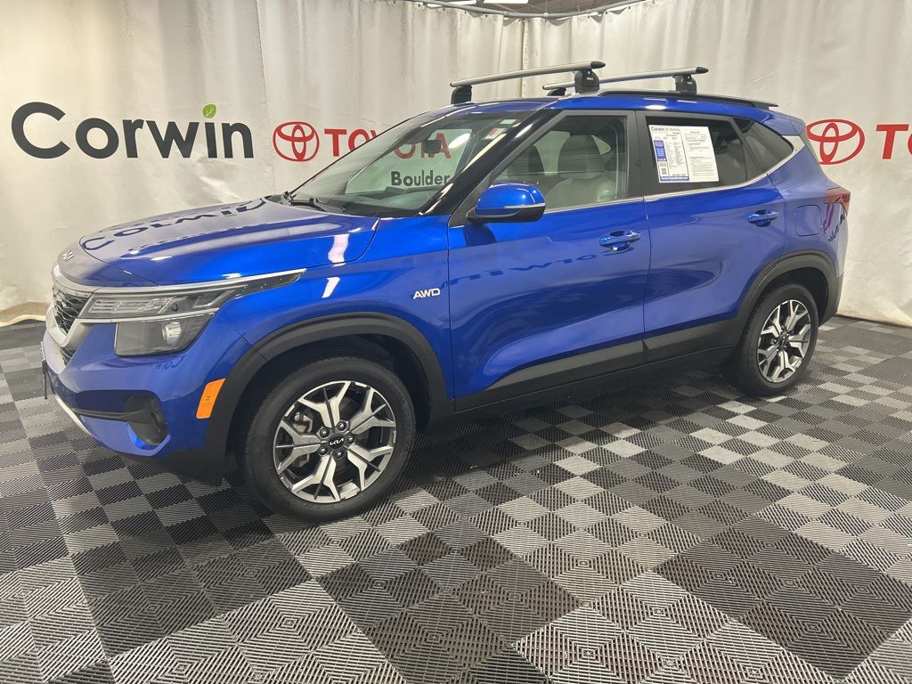 2022 Kia Seltos EX photo 4