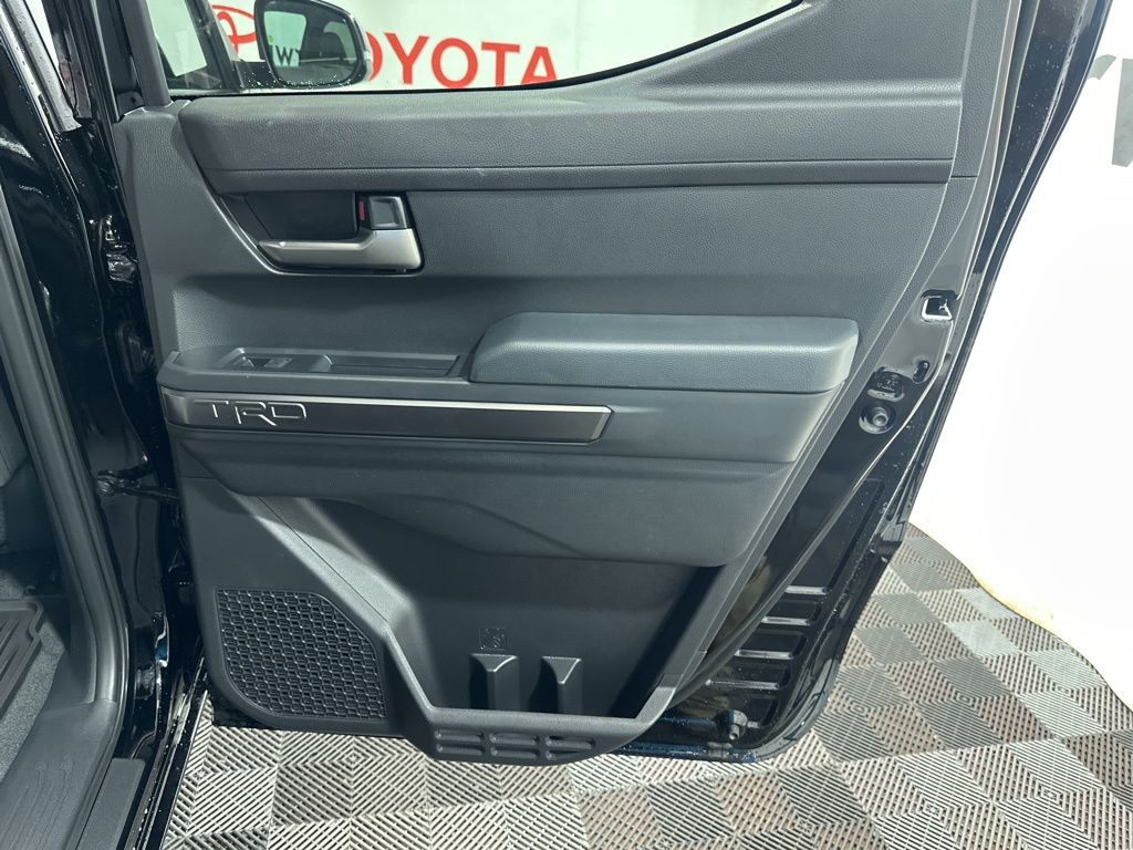 2025 Toyota Tacoma TRD Off Road - Photo 14
