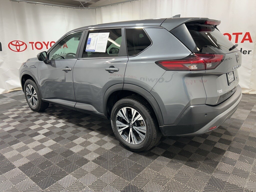 2023 Nissan Rogue SV photo 4
