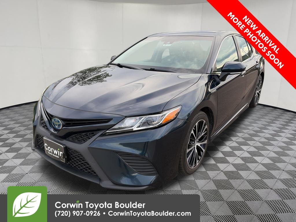2018 Toyota Camry 3