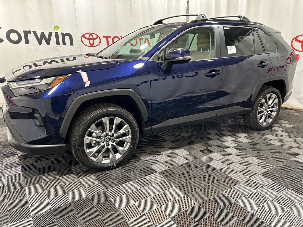 2025 Toyota RAV4 XLE Premium photo 4