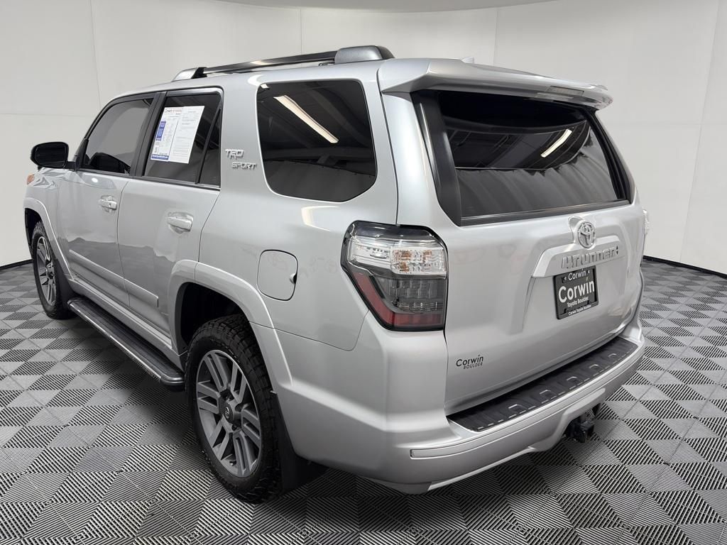 2022 Toyota 4Runner TRD Sport - Photo 5