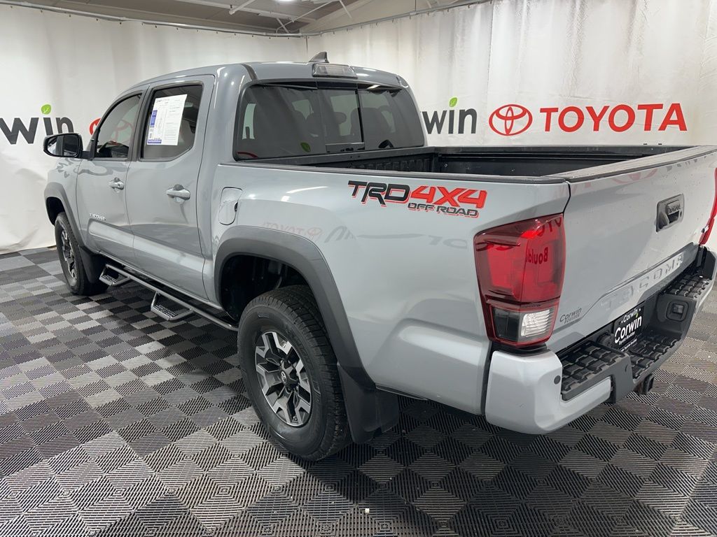 2019 Toyota Tacoma TRD Off-Road photo 4