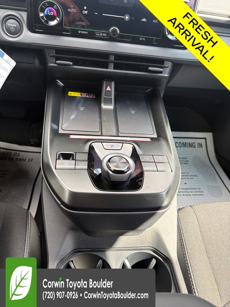 2026 Toyota C-HR SE - Photo 33