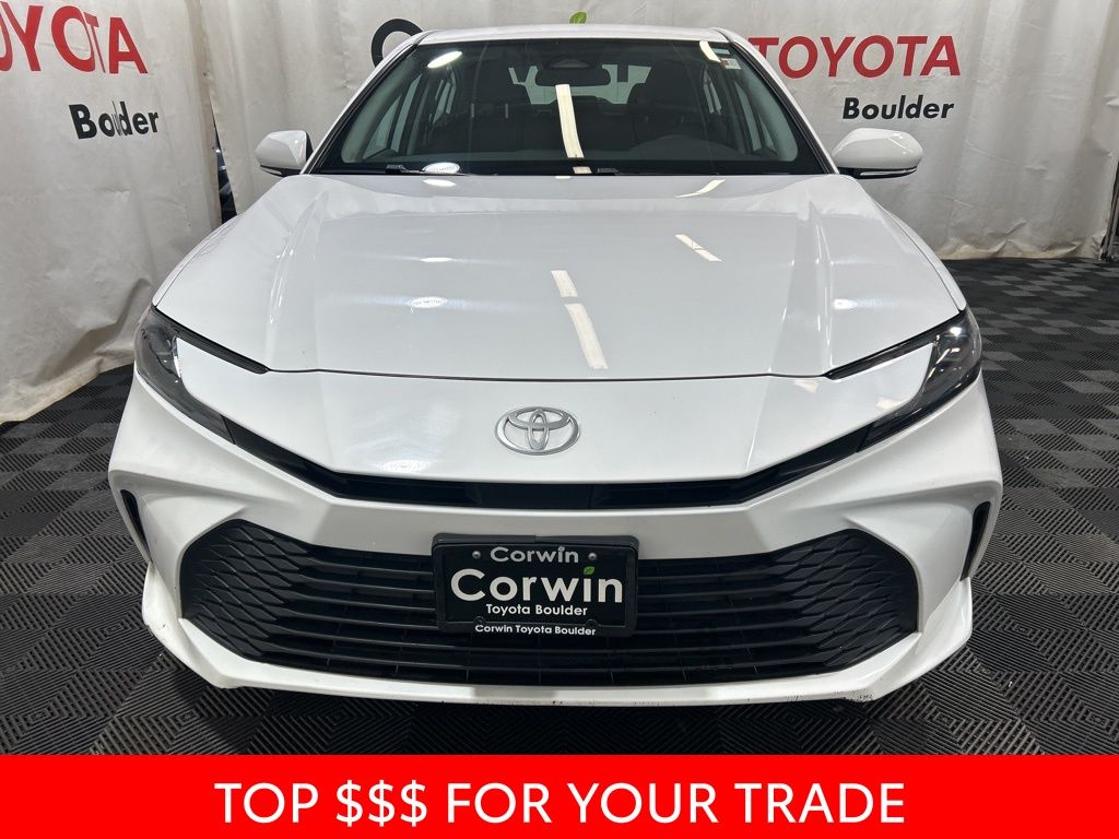 2025 Toyota Camry LE photo 3
