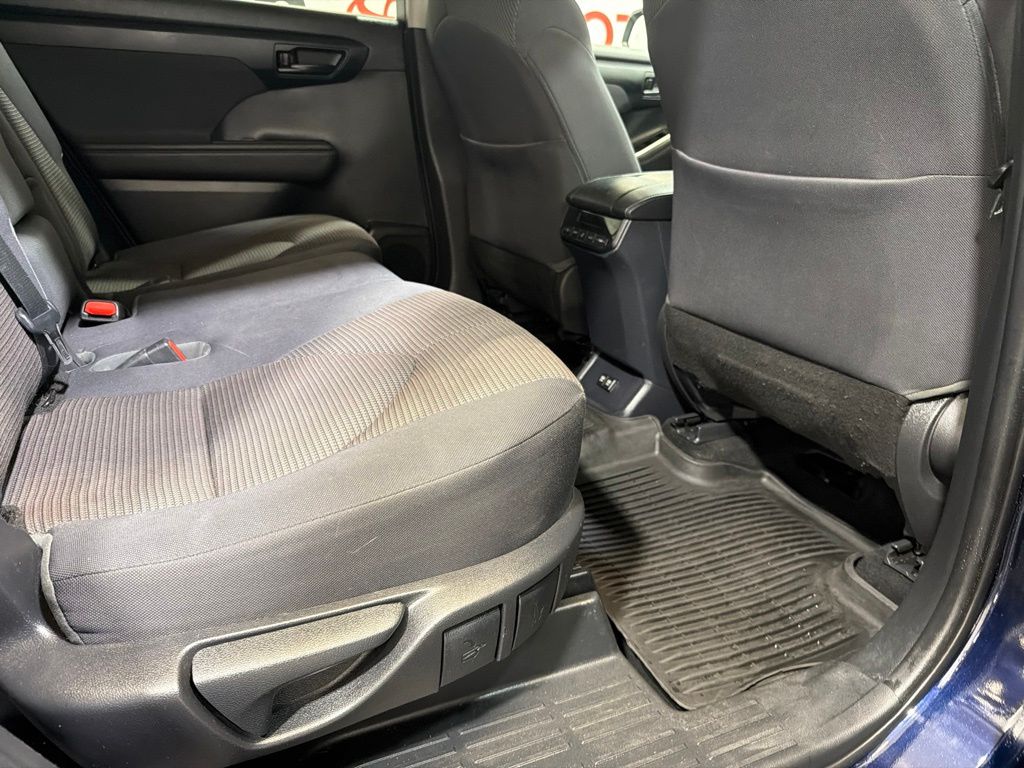 2020 Toyota Highlander 14