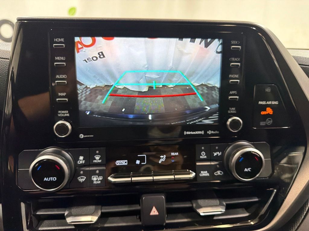 2020 Toyota Highlander 31