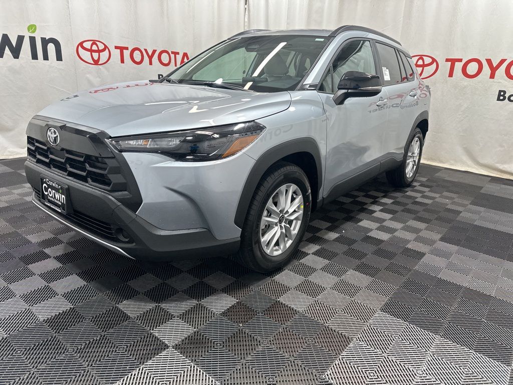 2026 Toyota Corolla Cross LE photo 2