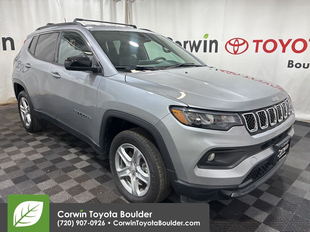 2023 Jeep Compass Latitude 4X4's photo