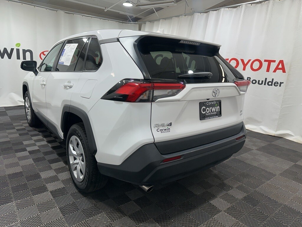 2024 Toyota RAV4 LE photo 2