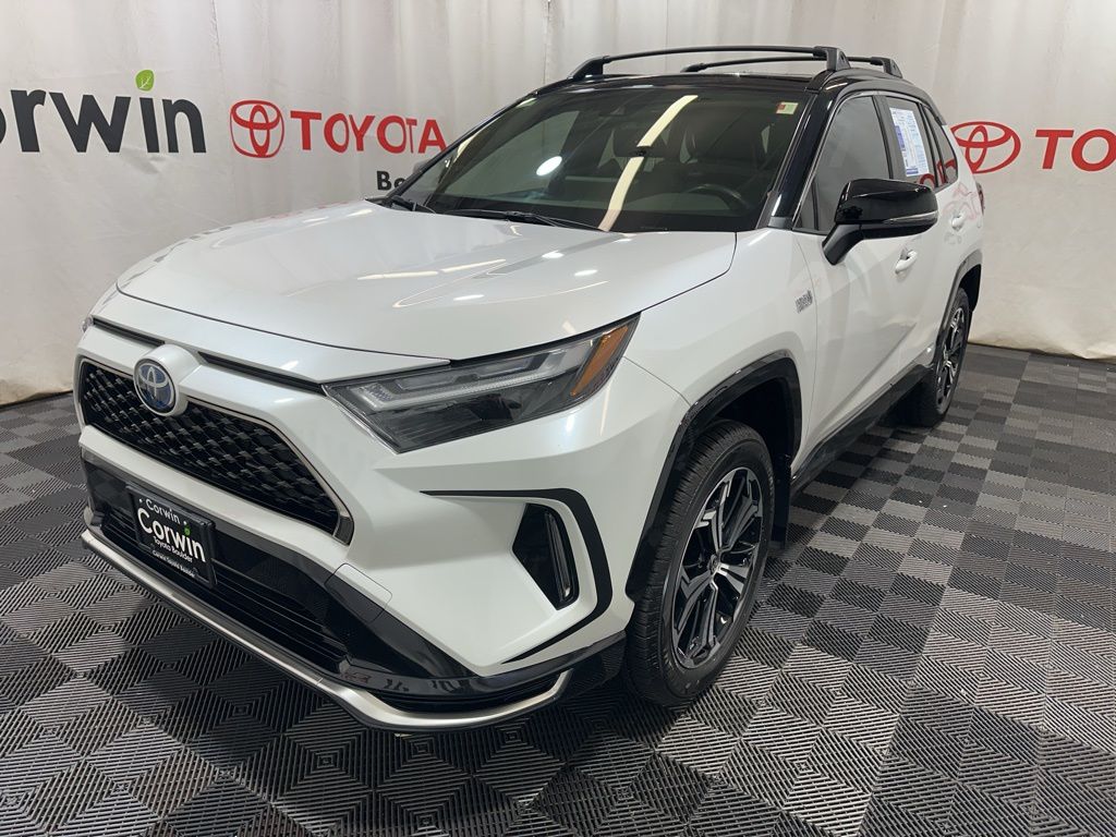 2023 Toyota RAV4 Prime photo 4