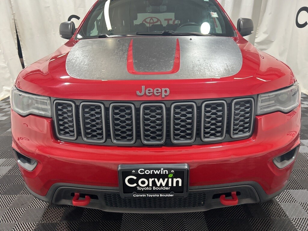 2019 Jeep Grand Cherokee Trailhawk photo 2