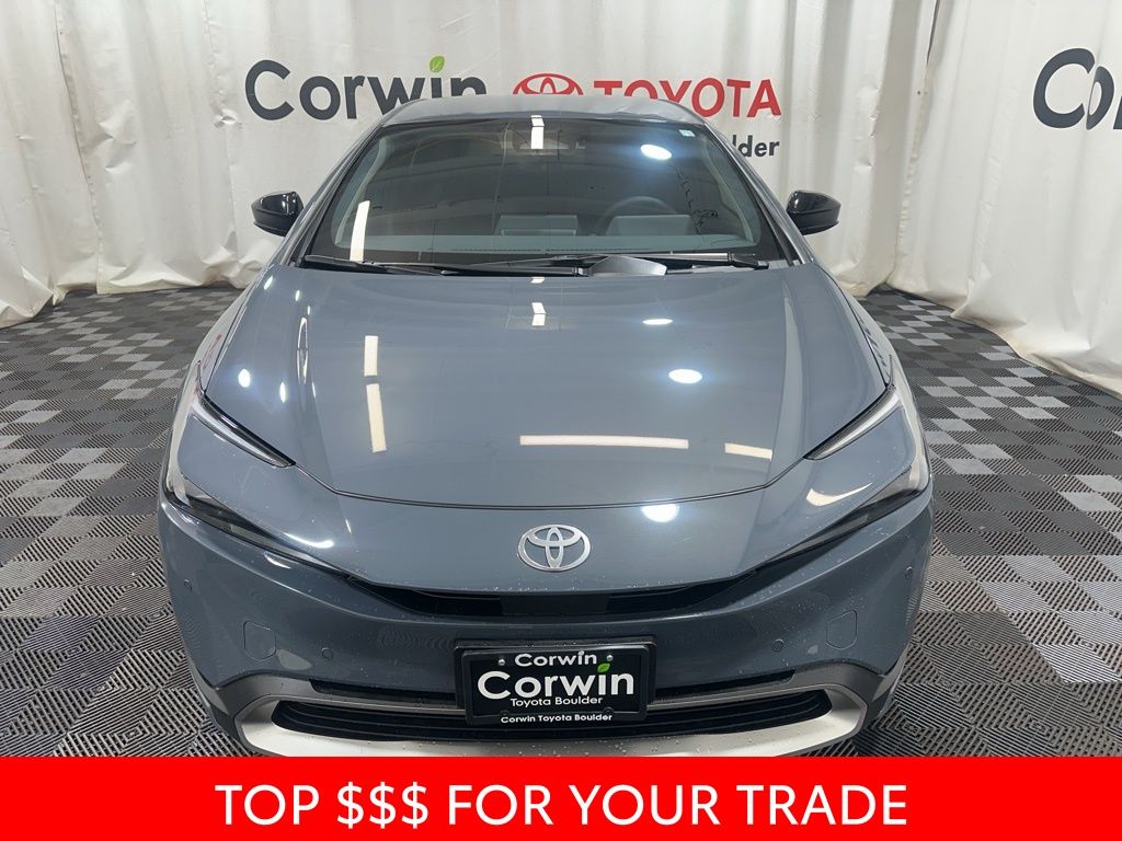 2026 Toyota Prius Plug-in Hybrid SE photo 2