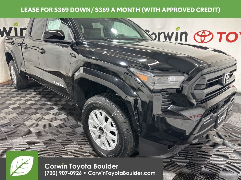 2025 Toyota Tacoma SR5's photo