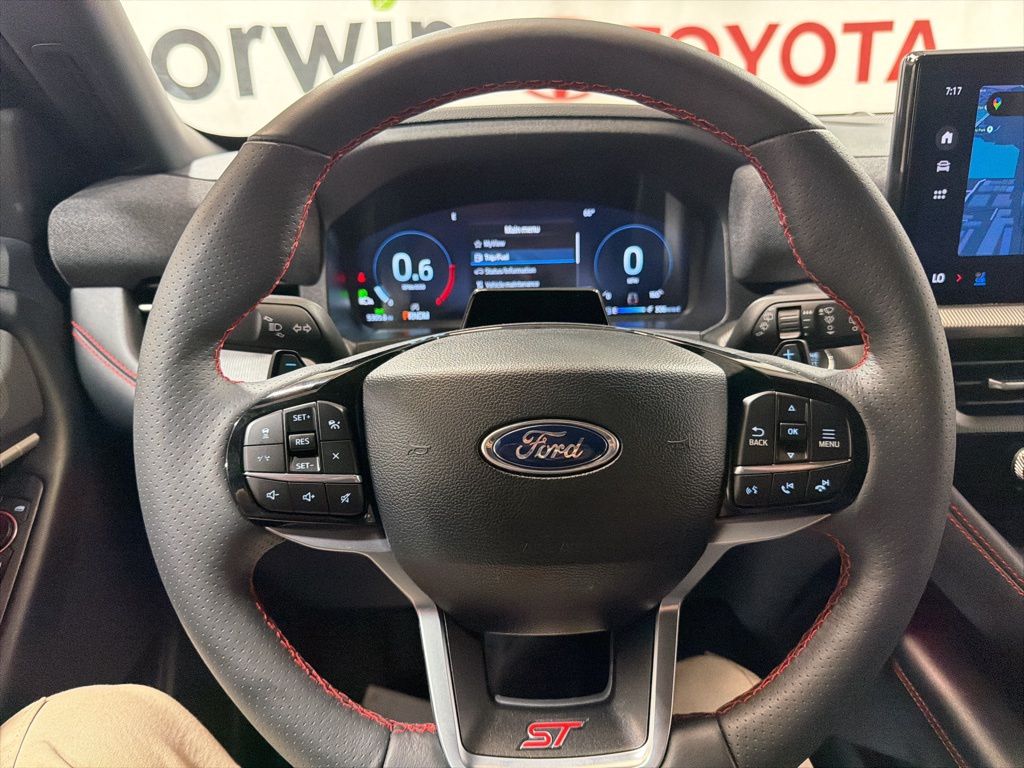 2025 Ford Explorer ST - Photo 29