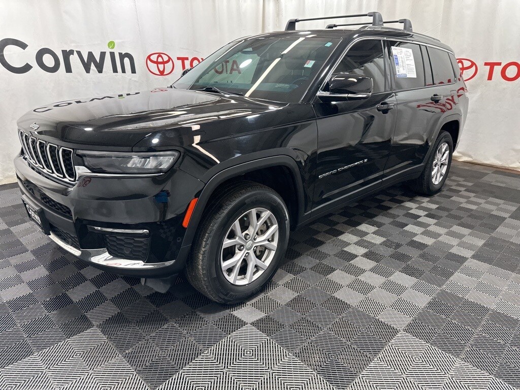 2022 Jeep Cherokee Limited photo 3