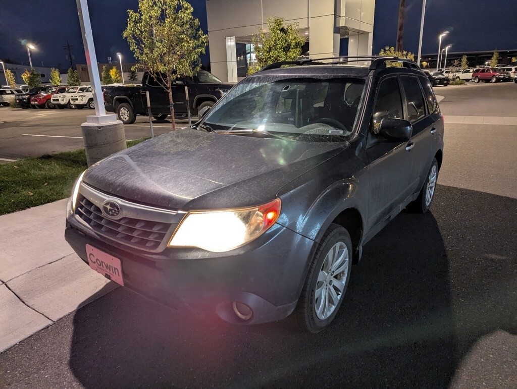 2013 Subaru Forester 2.5X photo 3