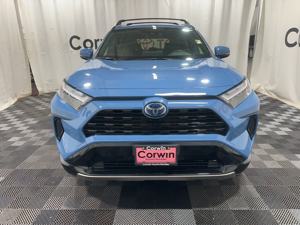 2023 Toyota RAV4 Hybrid SE photo 2