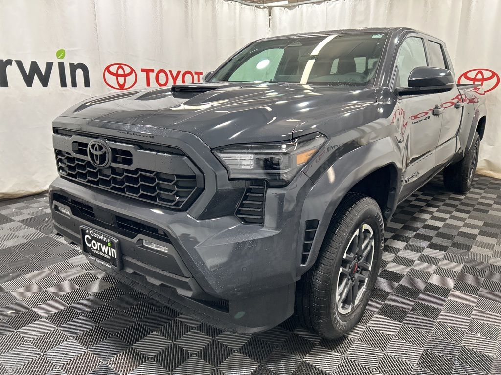 2026 Toyota Tacoma TRD Sport photo 3