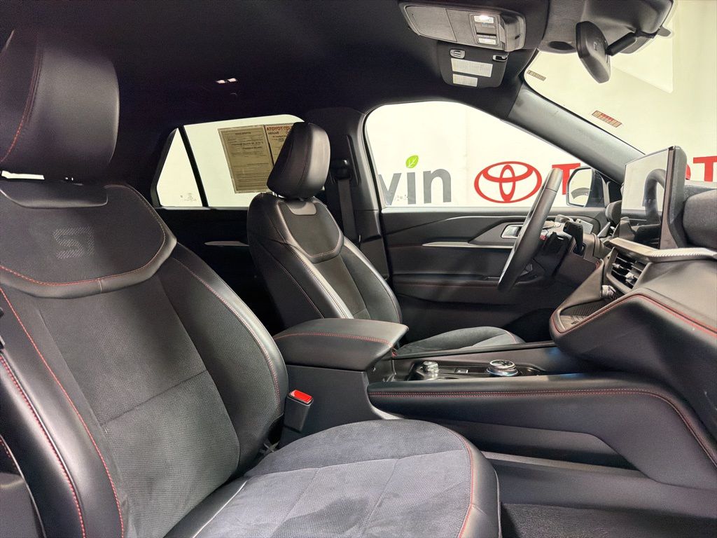 2025 Ford Explorer ST - Photo 12