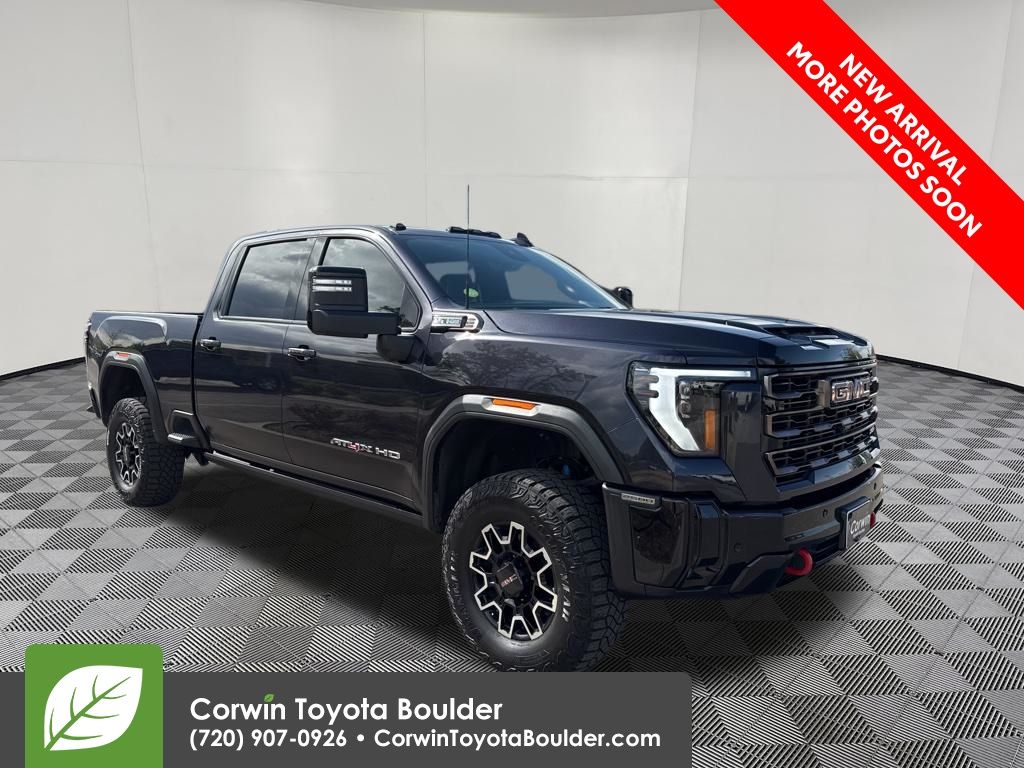 2025 GMC Sierra 4WD Crew Cab Standard Box AT4X's photo