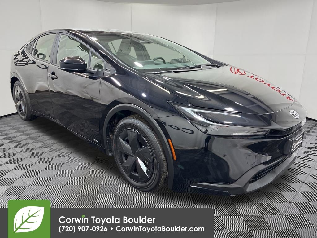 2025 Toyota Prius LE AWD's photo