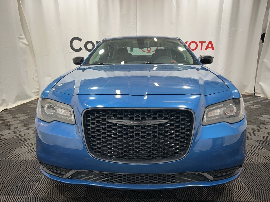 Used 2022 Chrysler 300 Touring with VIN 2C3CCAAG3NH241421 for sale in Boulder, CO