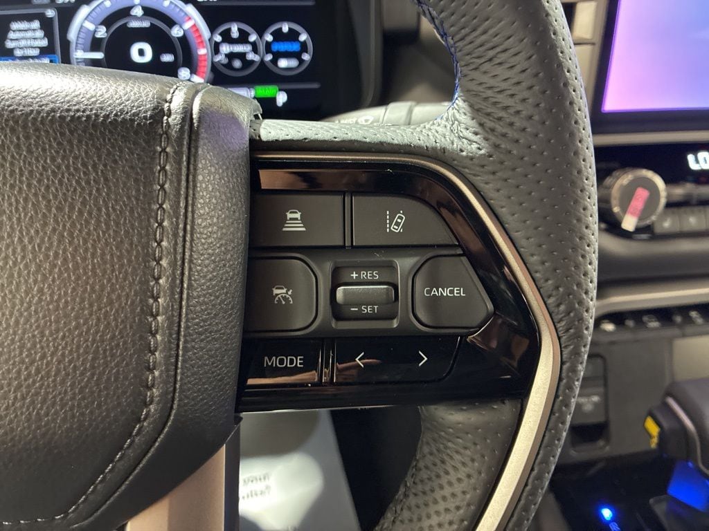 2026 Toyota Tundra Platinum - Photo 30