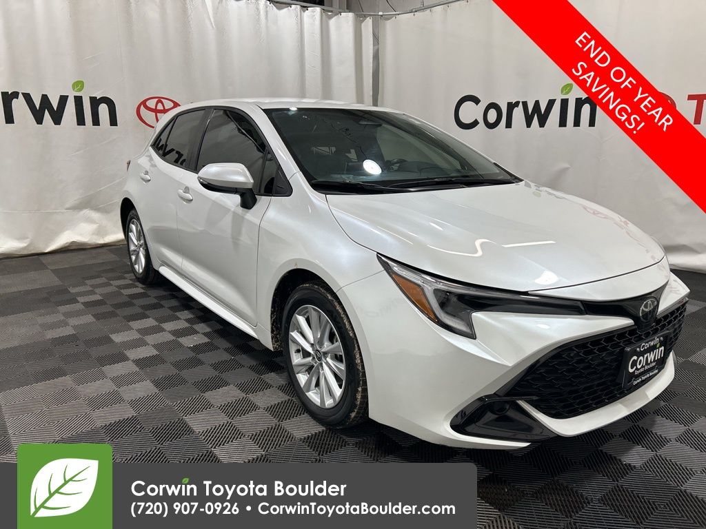 2024 Toyota Corolla Hatchback SE