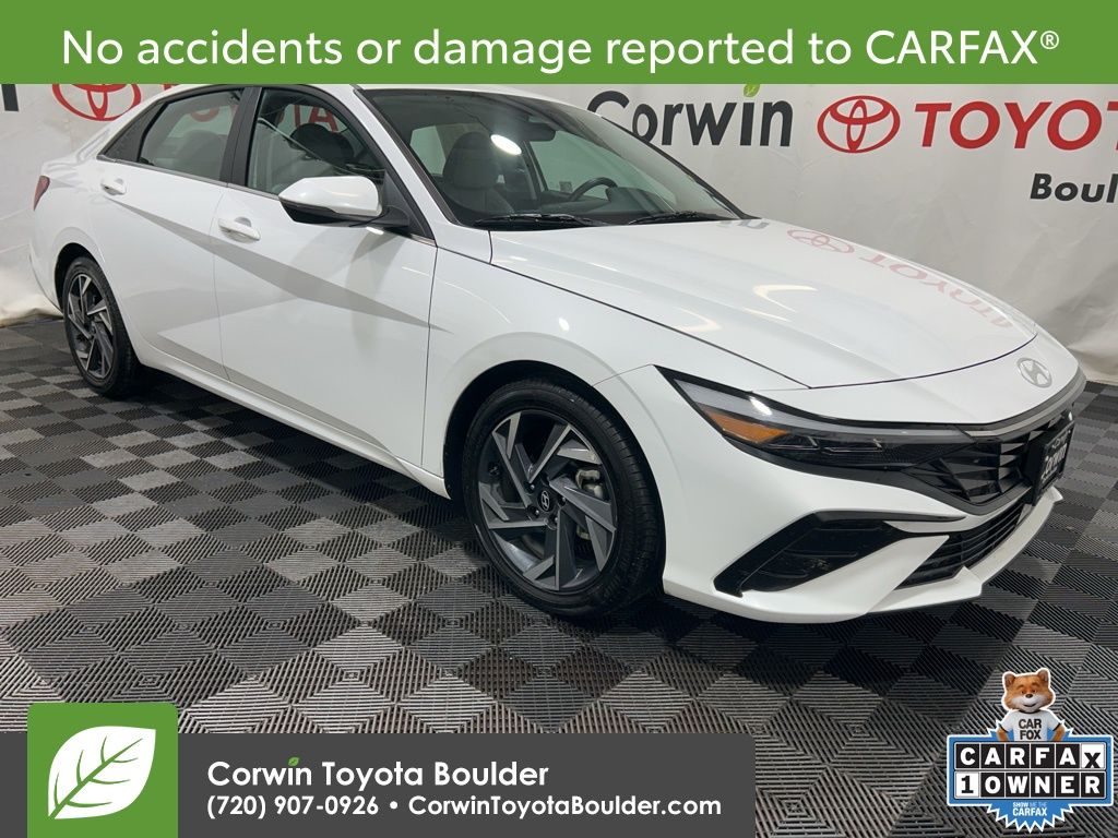 2025 Hyundai Elantra Limited's photo