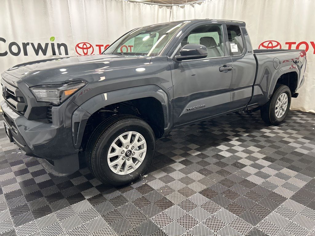 2026 Toyota Tacoma SR5 photo 3