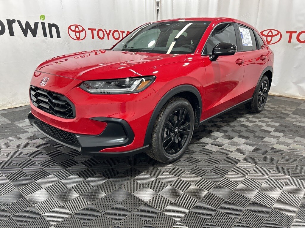 2026 Honda HR-V Sport photo 3