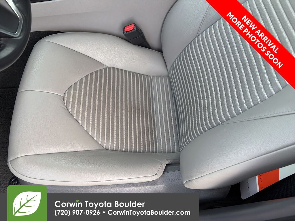 2018 Toyota Camry 11