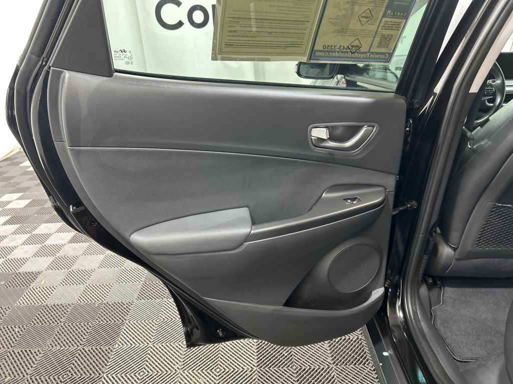 2020 Hyundai Kona EV Ultimate - Photo 18