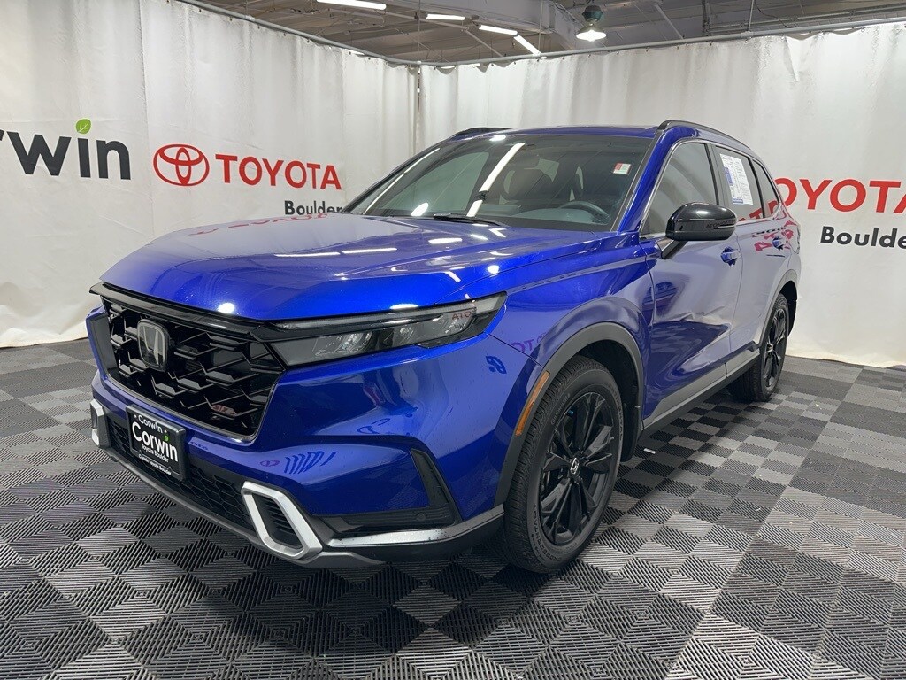 2023 Honda CR-V Hybrid Sport Touring photo 3