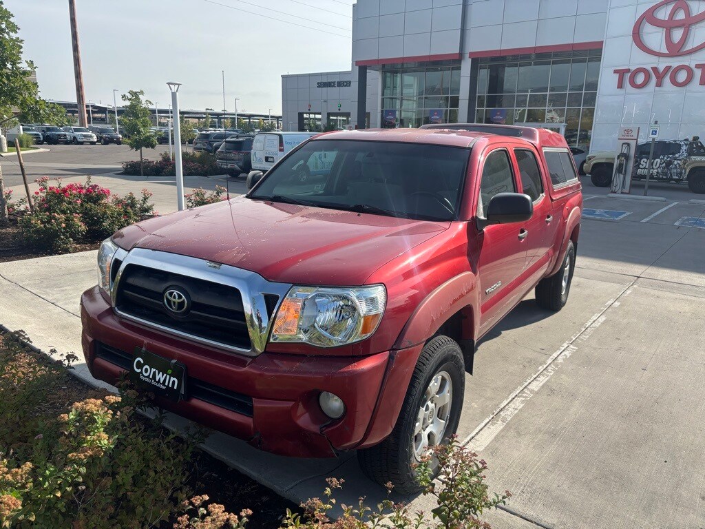 2005 Toyota Tacoma Base photo 3