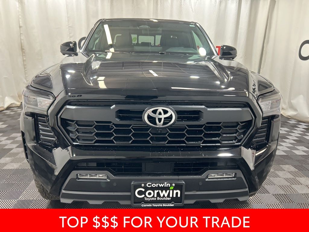 2025 Toyota Tacoma TRD Off-Road Double Cab photo 2