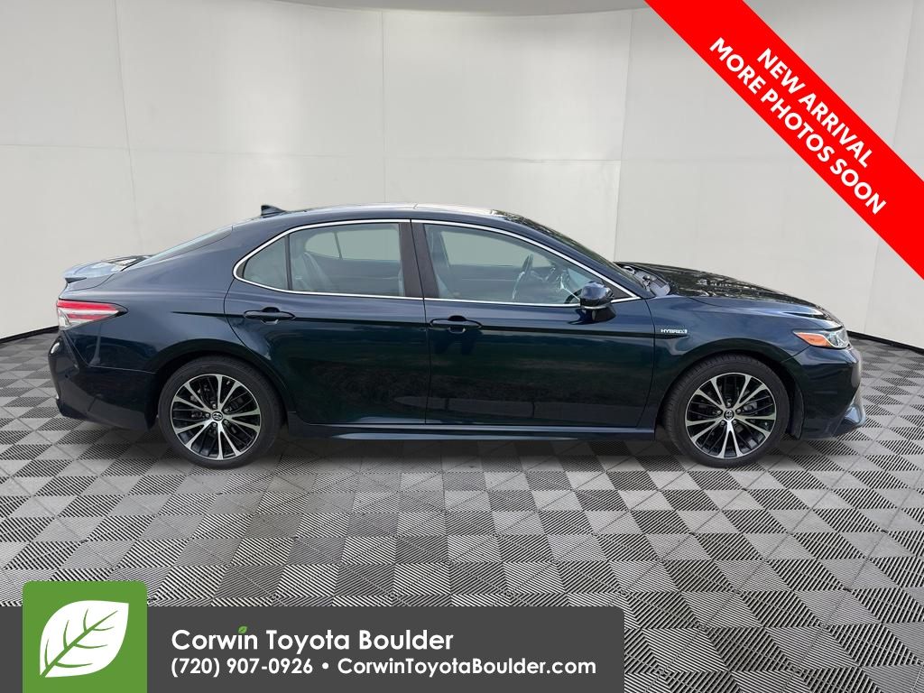 2018 Toyota Camry 8