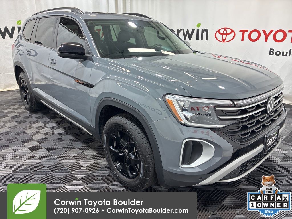 2025 Volkswagen Atlas 2.0T Atlas Peak Edition 4MOTION's photo