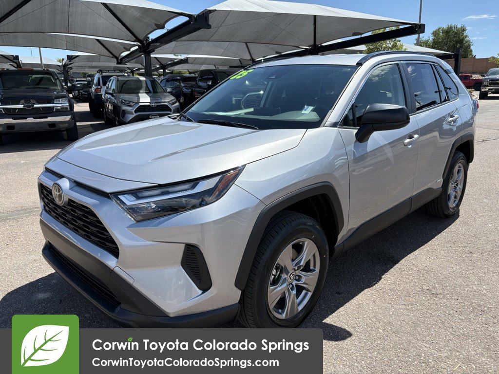 2025 Toyota RAV4 Hybrid LE photo 3